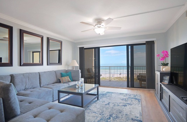 Best direct ocean view! Newly renovated condo w/pool