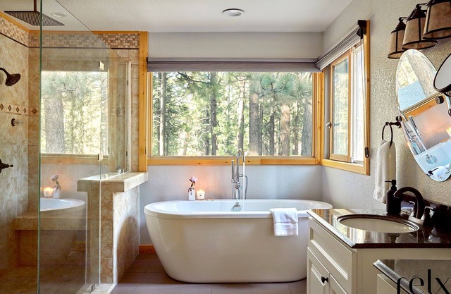 Best Family Luxury Home in Big Bear Lake. Hot Tub. Firepit. Location!
