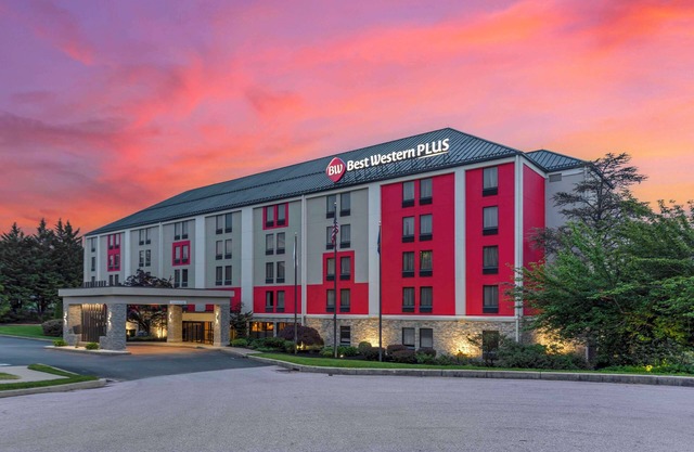 Best Western Plus Heritage Rail Inn & Suites