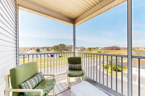 Bethany Bay - 30381 Crowley Dr #317