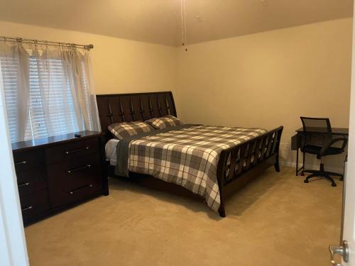 Big Chilling Comfort Room