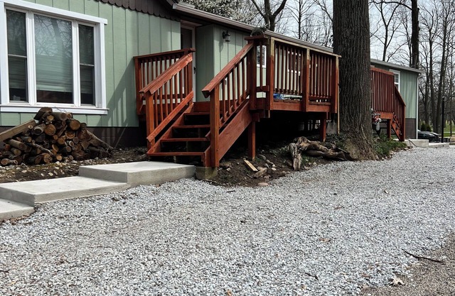 Big Crooked Lake home Charming 3-bedroom house with access to Big Crooked Lake.