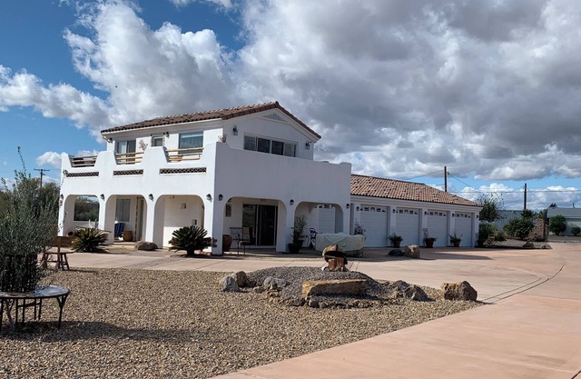 Big River Luxury Riverfront Casita
