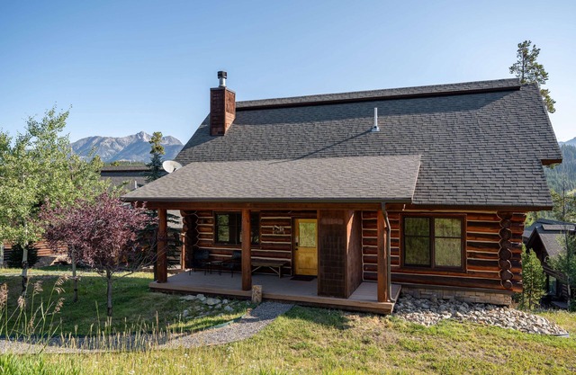 Big Sky Vacation Rentals: PR Rosebud 9