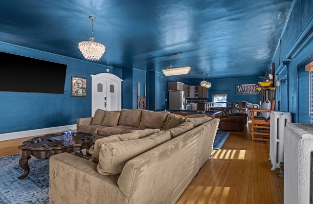 Billiards Suite | 1,100sqft Lounge Inspired Luxury