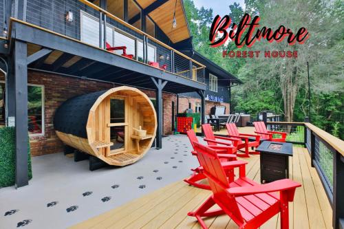 Biltmore Forest Retreat Sauna Hot tub Game Rm