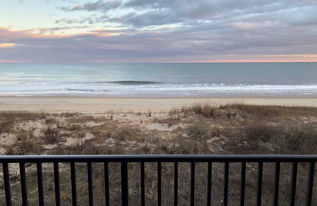 Bimini 205 - Direct Oceanfront 87th St, WiFi, W/D, AC