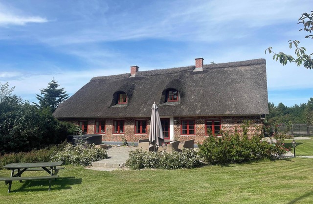 Blåbjerggaard - Six Bedroom House, Sleeps 14