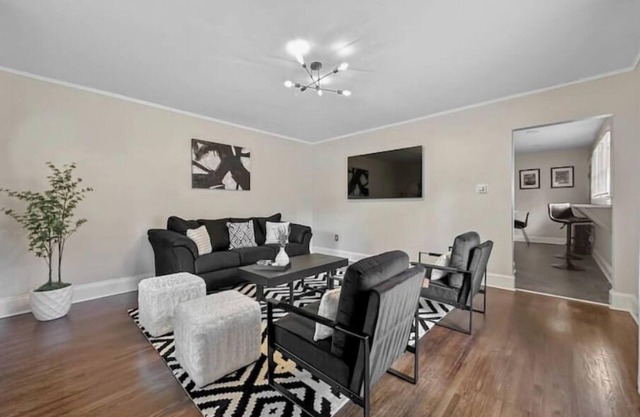 Black and white chic retreatn