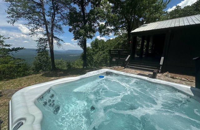 Black Bear Ridge! Hot Tub I VIEWS I Large Deck