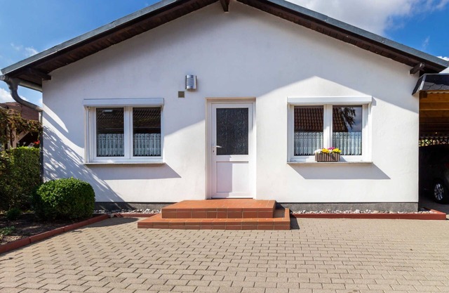 Black holiday house - ideal for couples - cottage