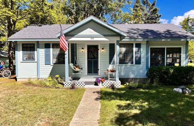 Blue Belle Cottage in Bay View
