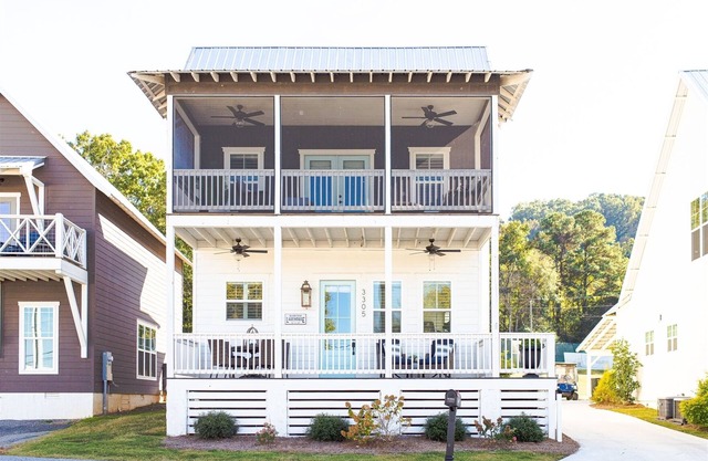 Blue Bird Cottage at River Rocks Plantation