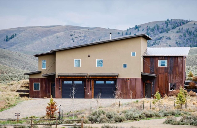 Blue Bird Meadow- Mountain Modern Home