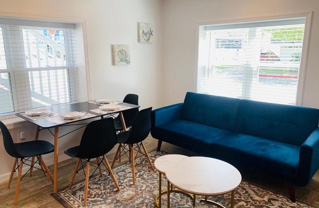 Blue Diamond Apt 26th St Unit 1