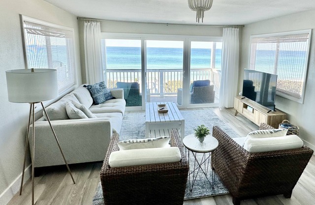 Blue Haven 30a - Gulf front getaway on 30a