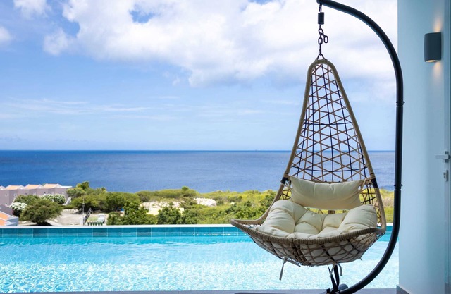 Blue Horizon Villa | Infinity Pool & Ocean Views