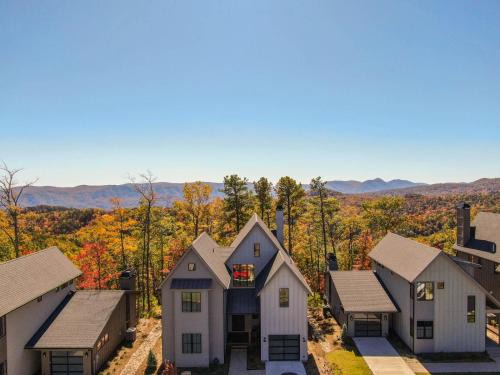 Blue Meadows at Blue Ridge Mountain Club