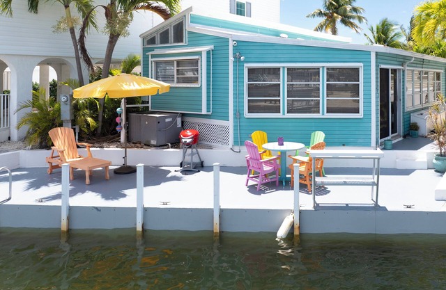 Blue Mind #225, 35' Seawall Venture Out