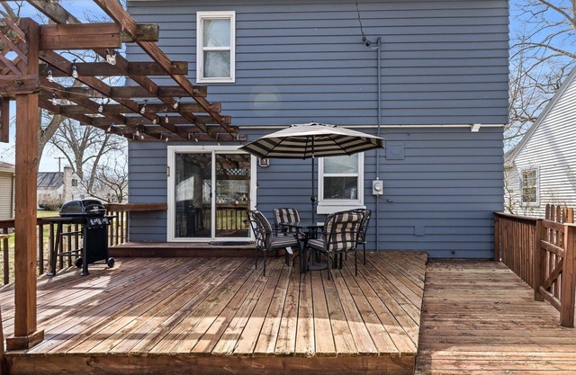 Blue Paw Retreat - Pet Friendly rental near beaches & golf courses