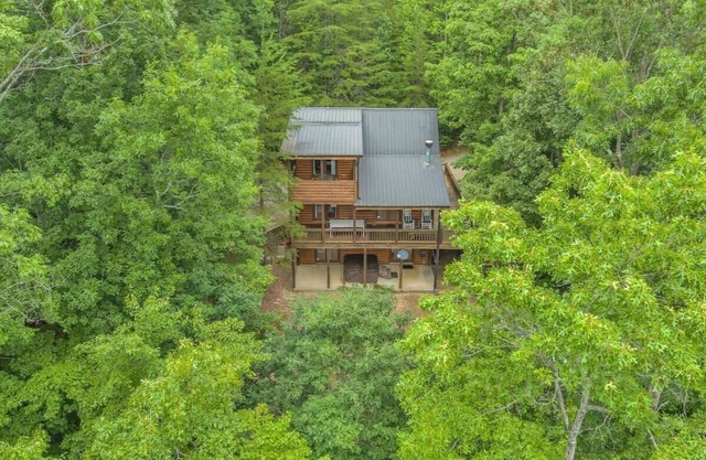 Blue Ridge Hideaway | Hot Tub + Forest Views