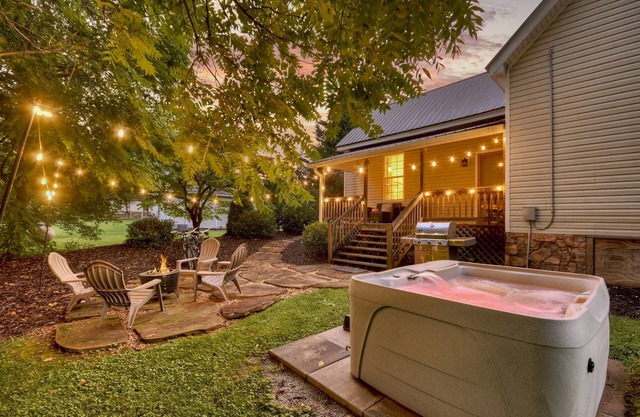 Blue Ridge- Hot Tub - EV Outlet -Outdoor Oasis