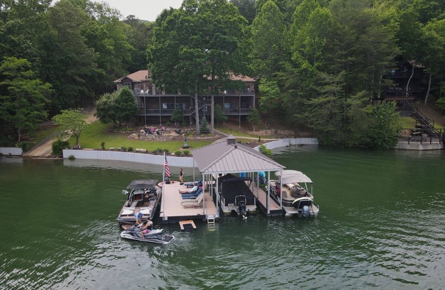 Blue Ridge Lakeside Chateau - Blue Ridge