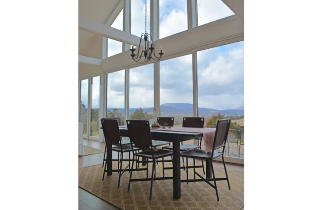 Blueberry Hill Cottage - Lexington, Virginia