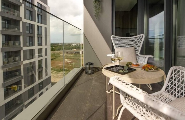 BLUEBERRY | Luxury Aviatiei 1-Bedroom Apartment