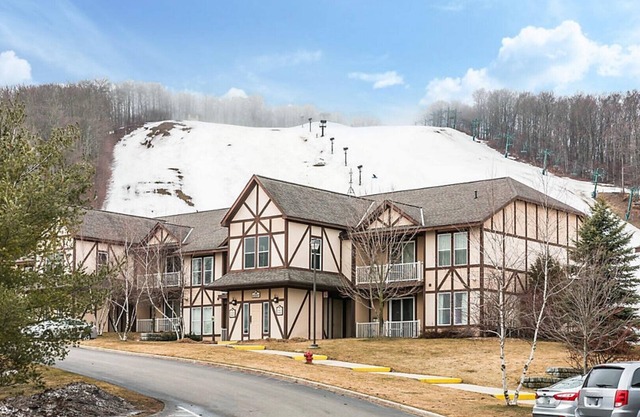Bluegreen Mountain Run at Boyne 1 Bedroom Condo