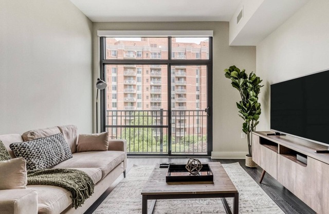 Blueground | Bethesda, rooftop, nr Cabin John Park