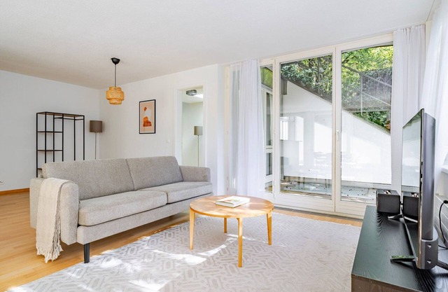 Blueground | Hirslanden, balcony, nr Zürich Lake