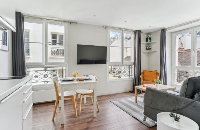 BnBNova - 1BR - Republique & Le Marais