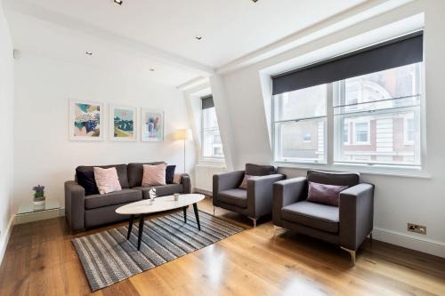 BnBNova - 2BR - The Heart of Soho