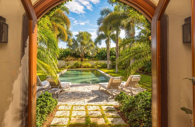 Boca Grande All-Inclusive Island Estate With Private Beach