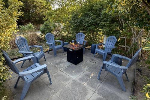 Bocce Court and Outdoor Shower Cape Cod Retreat!