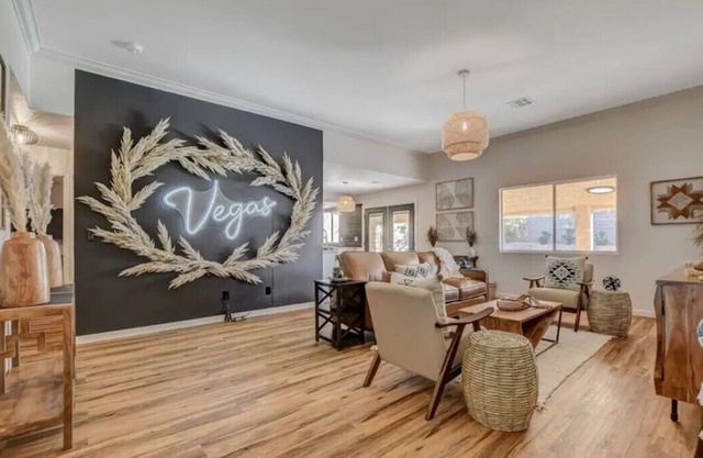 Bohemian Dream Home 15 minutes from Las Vegas Strip!