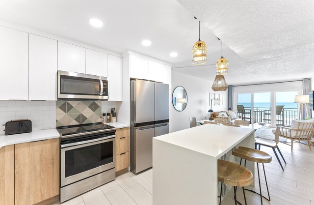Boho-Inspired Oceanfront Escape with Stunning Balcony Views & Resort-Style Amenities! 🌴✨