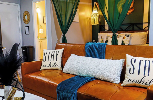 Boho Studio Retreat King Bed, Prime Location