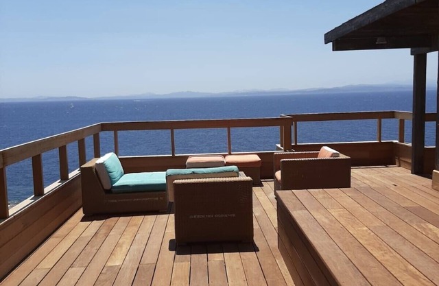 Bonifacio Domaine de Sperone nUNIQUE DISCOUNT 3850 EUROS Wnn12 TO 19 JULY