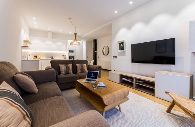 BOULEVARD SUITE APARTMENT