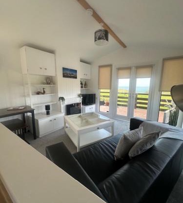 Bowmore 7 - Stunning Sea Views, Farm Stay