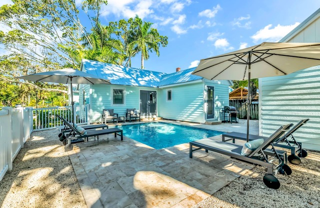Bradenton Oasis with Pool, Guest Studio and Near Beaches