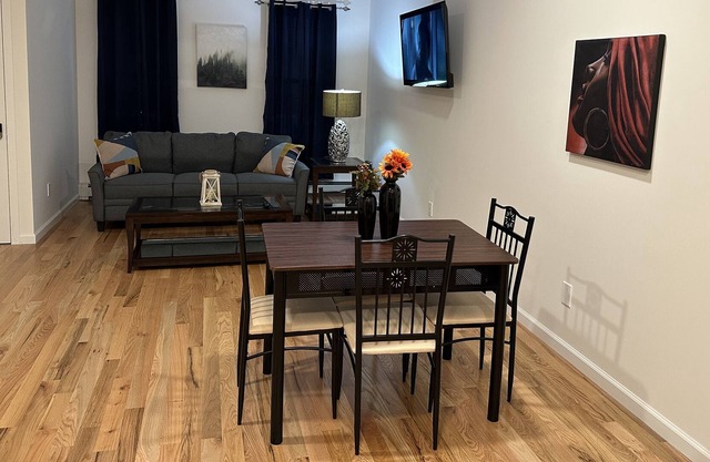 Bradford’s 2 Bedroom Getaway
