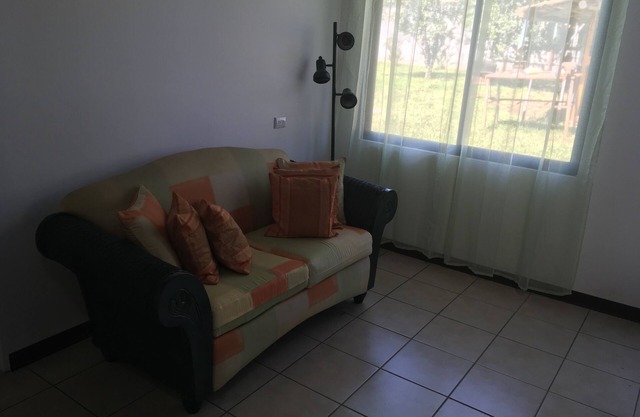 Brand New Apartment Ideal For 6 People By The Mountains