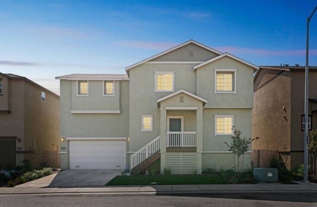 Brand new house, located of I-4, with easy access to the Valley and the Bay.