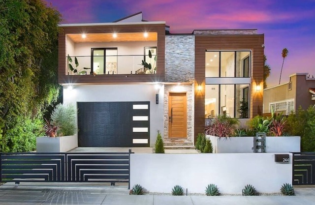 Brand new lavish/elegant home! Luxury and style!