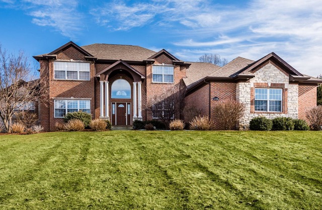 Brand new listing! Luxury home for your ND weekend getaway!