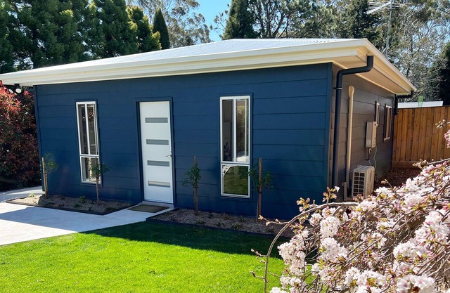 Brand new private Cottage - Bowral