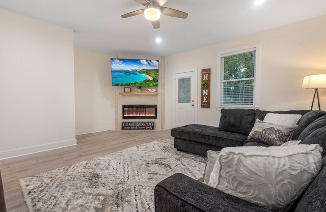 Brand New Stylish Home for Your Family-Seahorse